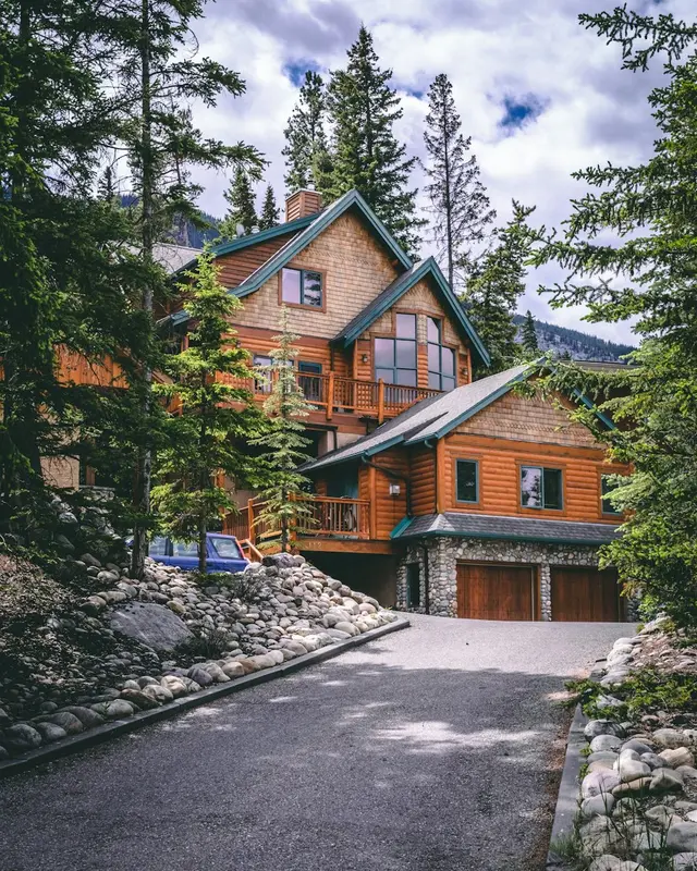 Altitude.Homes Premium Domain